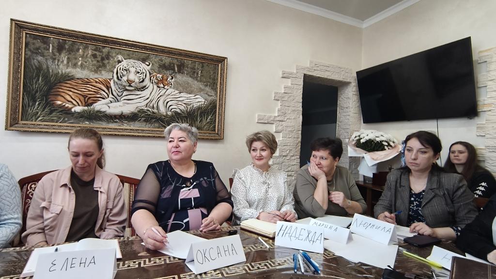 Заседание педагогического состава Школы приёмных родителей